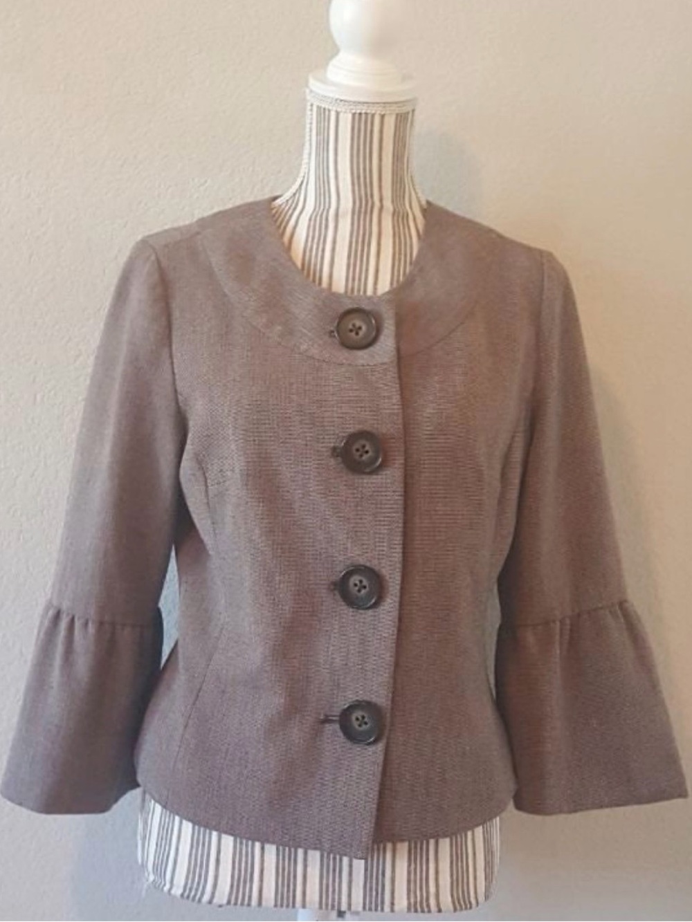 APT. 9 | Brown Round-Neck Button Front Bell Sleeve Jacket